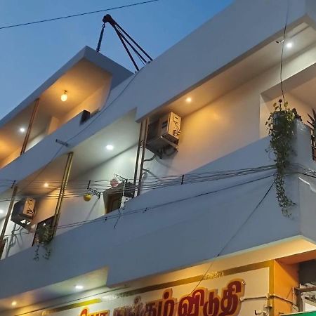 Hotel Kavieya Residency Pūrnānkuppam Exterior foto