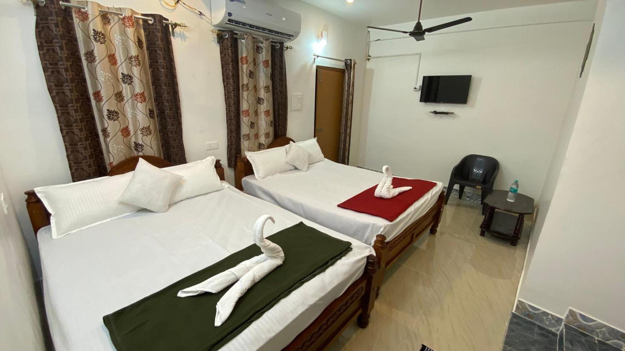 Hotel Kavieya Residency Pūrnānkuppam Exterior foto