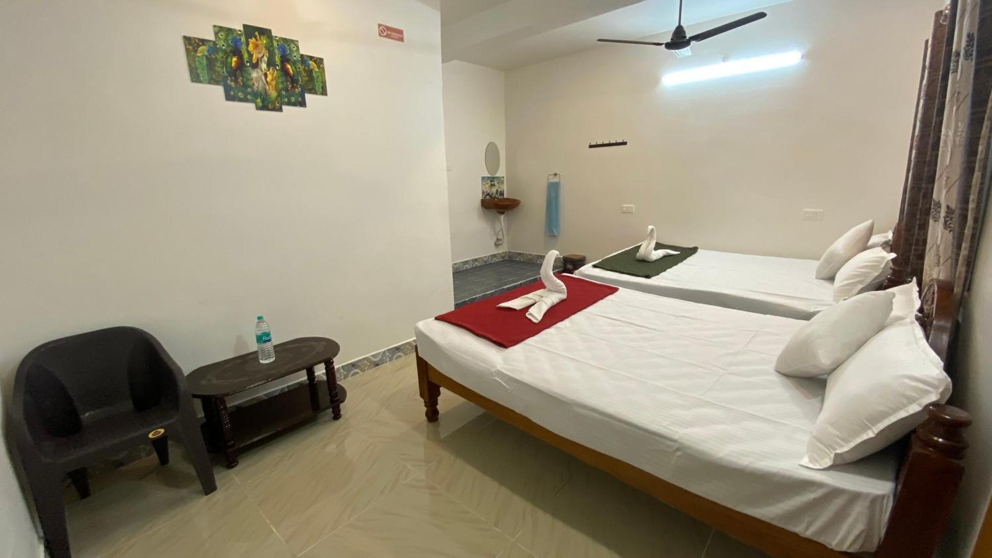 Hotel Kavieya Residency Pūrnānkuppam Exterior foto